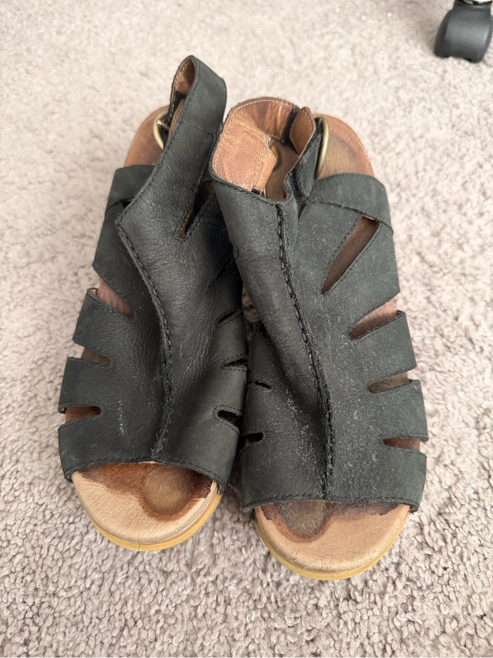 Black Leather Cutout Slingback Sandals